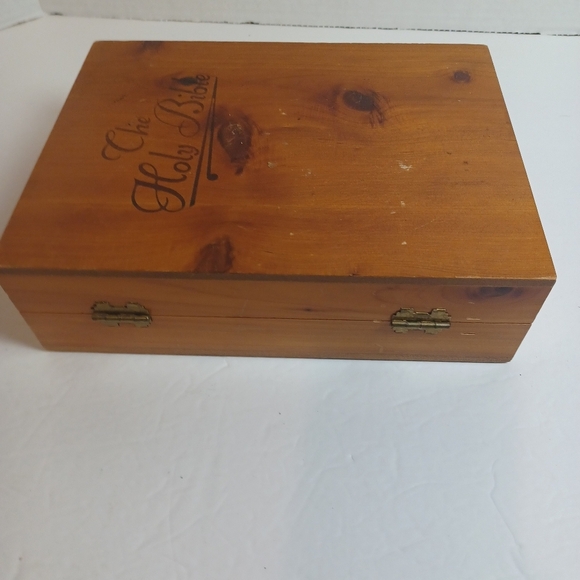 Holy Bible Illustrated Memorial Edition - New Catholic Version - Wooden Box 1961 - Picture 2 of 7